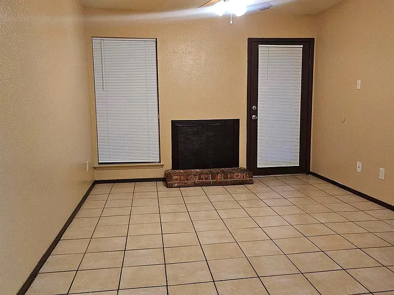 13480 S Thorntree Dr #316 — Photo 3