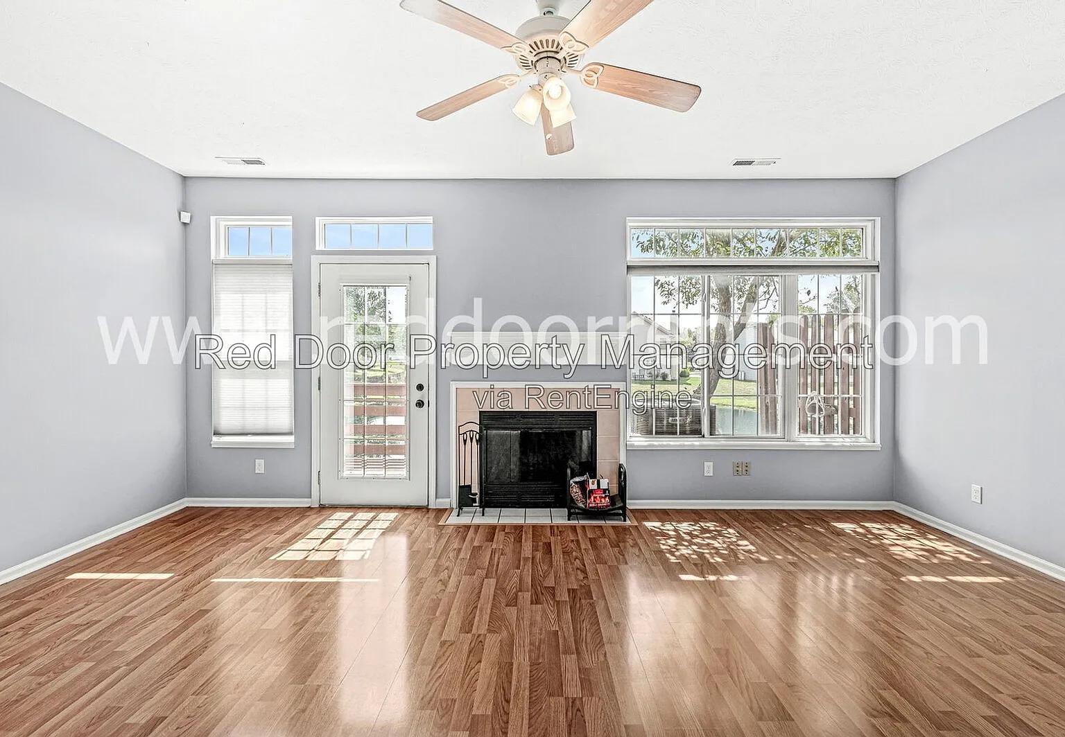 2 bed, 2.5 bath, 1408 sqft, $1,925 — Photo 4