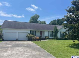137 E Moore St, Olanta, SC 29114