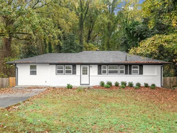 7058 Lakeview Ln, Doraville, GA 30360