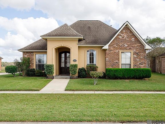 2nd image of 7040 Lakeland Dr