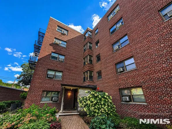 3020-3030 Edwin #5H, Fort Lee, NJ 07024