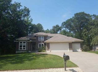 1808 Halstad Dr, Stevens Point, WI 54482
