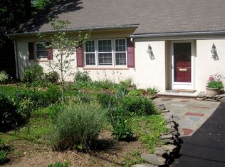 33 Birkendene Rd, Caldwell, NJ 07006