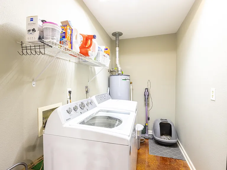 107 Half Oak Dr — Photo 10