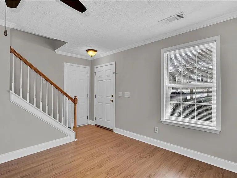 225 Osmanthus Way — Photo 9