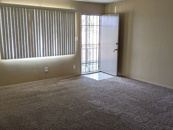 5th image of 4458 Kansas St APT 6