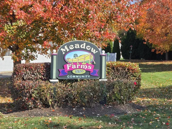 9 Field Circle #9, East Windsor, CT 06016