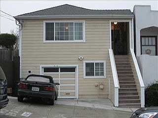 1st image of 919 Plymouth Ave