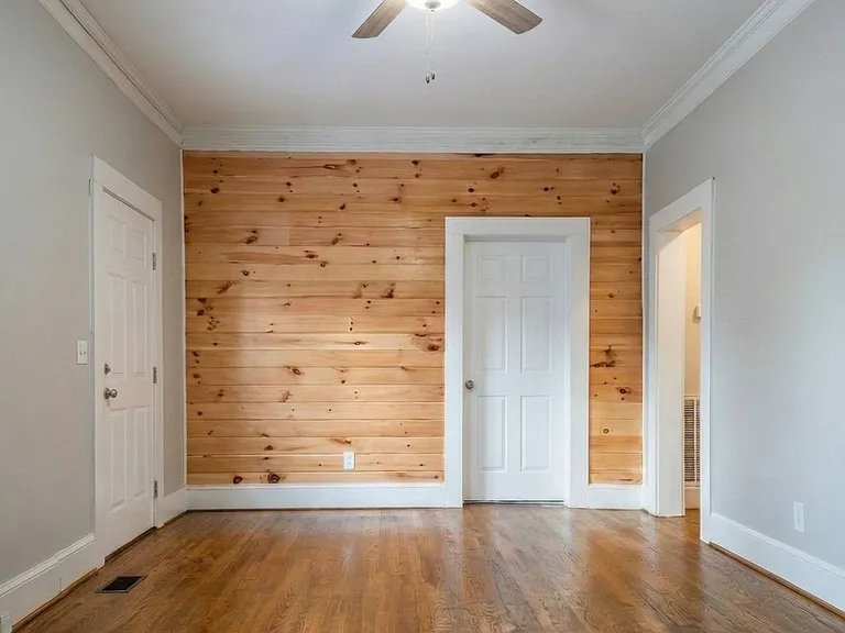 402 Laurel St — Photo 5