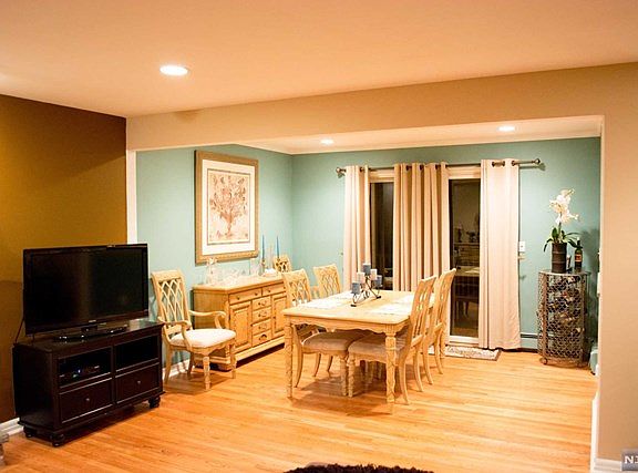 4th image of 417 Elizabeth Ave