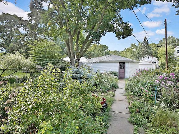 5th image of 1248 Ashland Ave