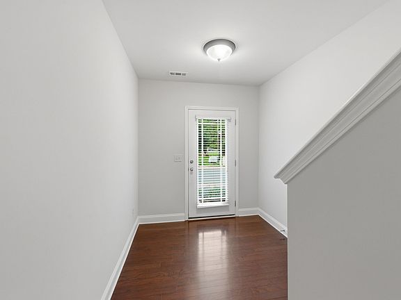 3rd image of 1123 Woodbury Falls Ct