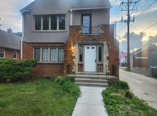 (Undisclosed Address), Milwaukee, WI 53216