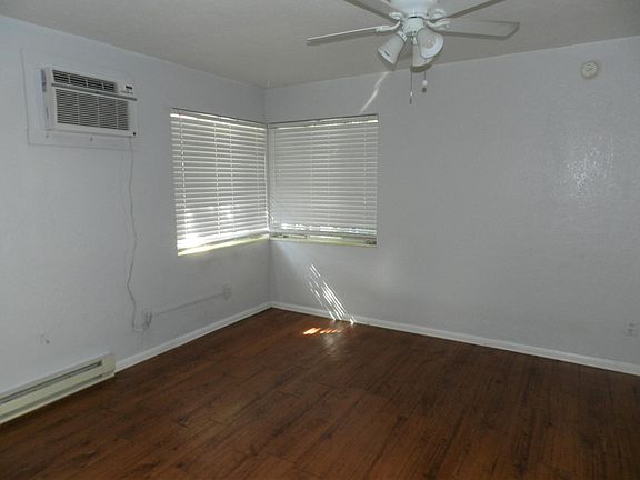 4th image of 711 7th Ave N APT 1