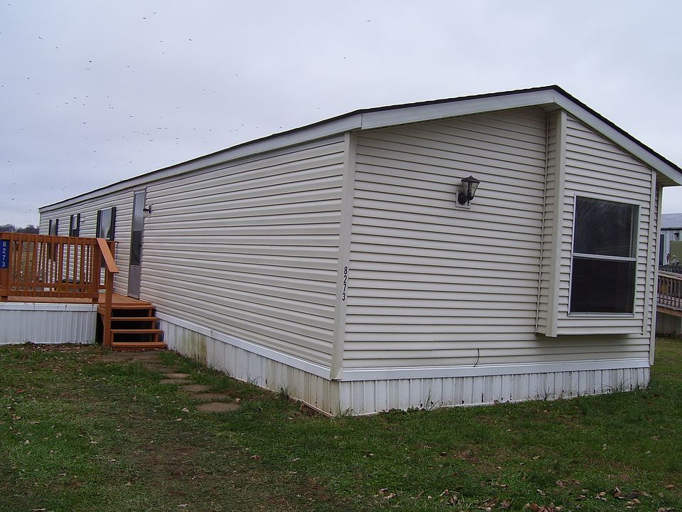 1st image of 8273 Thornbury Dr NE