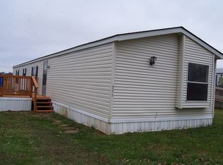 8273 Thornbury Dr NE, New Salisbury, IN 47161