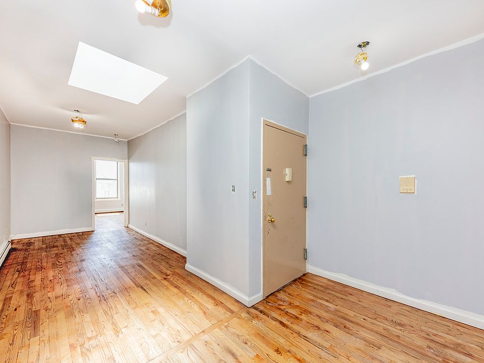 1st image of 343 Chauncey St #3B