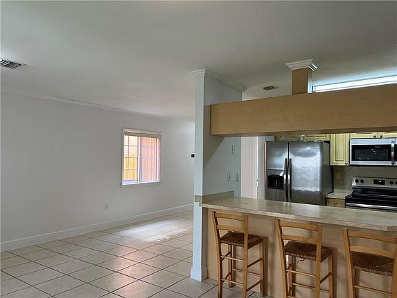 4th image of 9425 SW 77th Ct