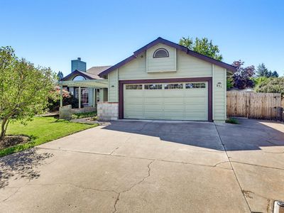 851 Ridgeway Cir, Medford, OR, 97504