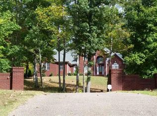 890 Poplar Springs Rd, Savannah, TN 38372