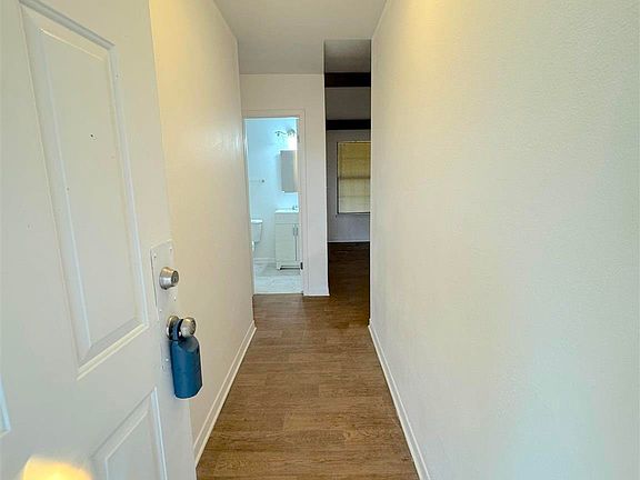 5th image of 2842 Longleaf Dr