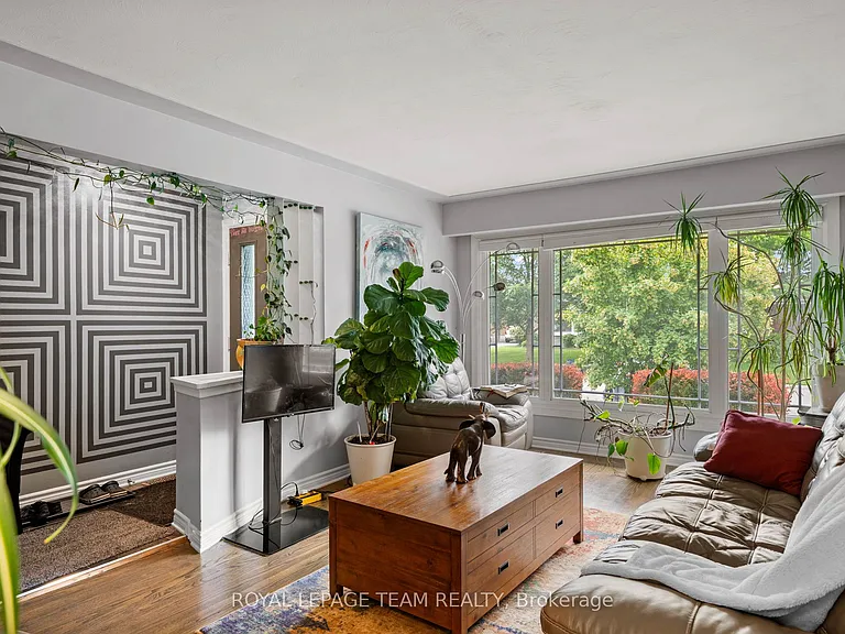 879 Pleasant Park Rd — Photo 6