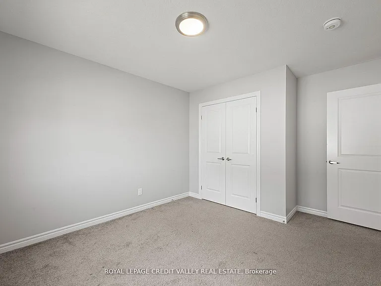 2739 Asima Dr — Photo 32