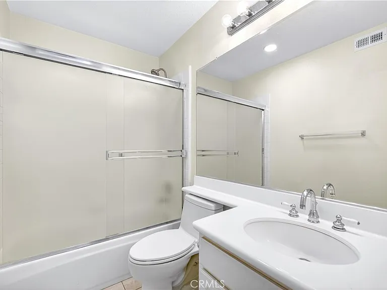 1699 Ramona Dr — Photo 15
