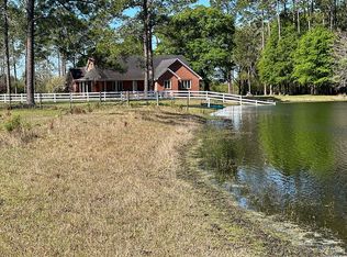 2204 Gibbs St, Waycross, GA 31503