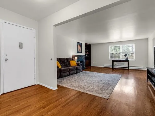 637 Sierra Vista Lane, Valley Cottage, NY 10989