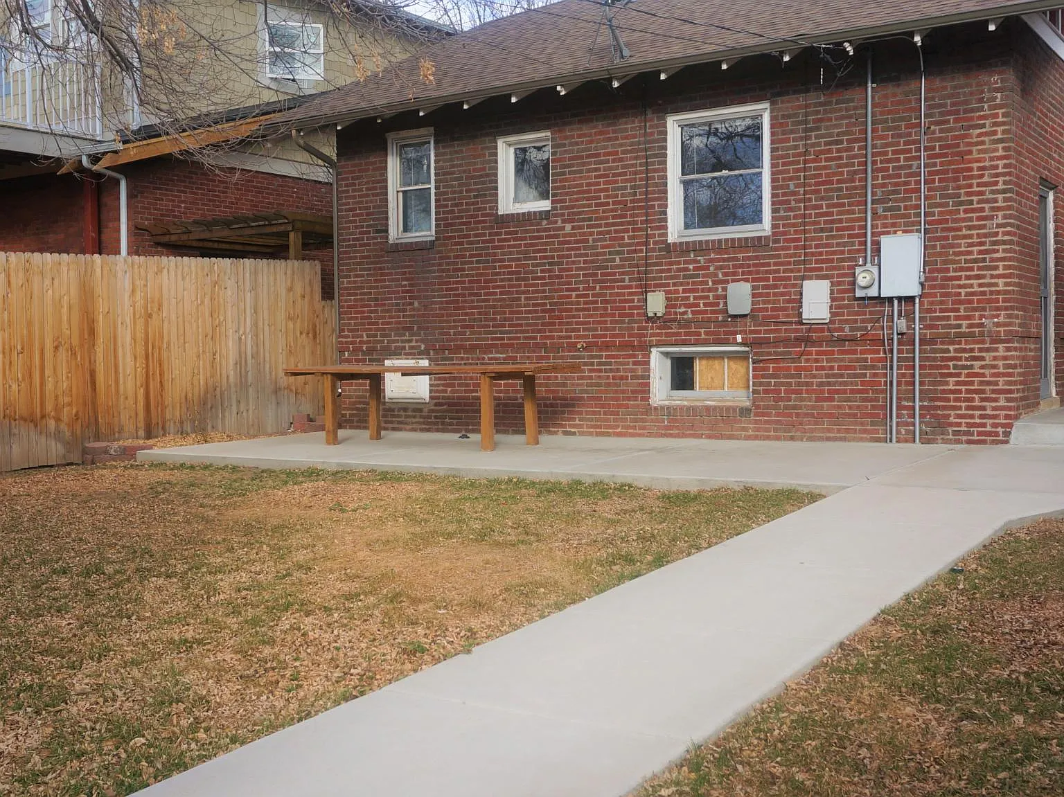 2 bed, 1900 sqft, $2,975 — Photo 2