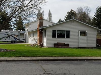221 N Roosevelt St, Moscow, ID, 83843