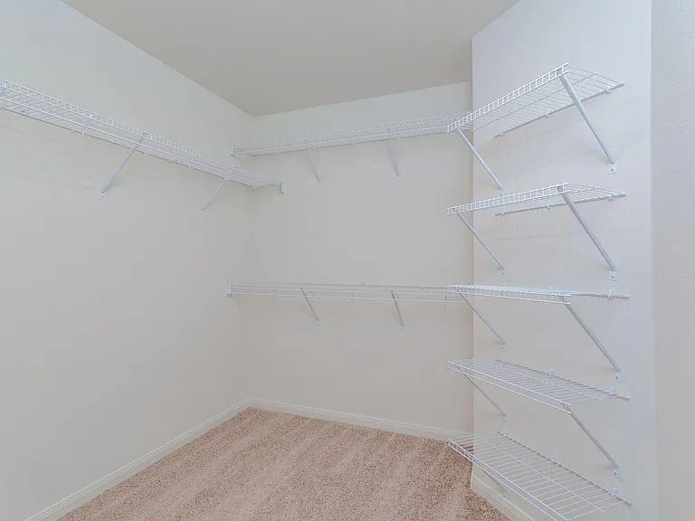 15214 Harbor Lndg — Photo 16