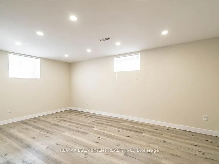 196 Upper Paradise Rd #2 — Photo 8