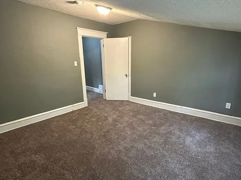1706 S Arlington Ave — Photo 15