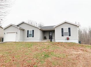 420 W Kentucky Rd, Madisonville, KY 42431
