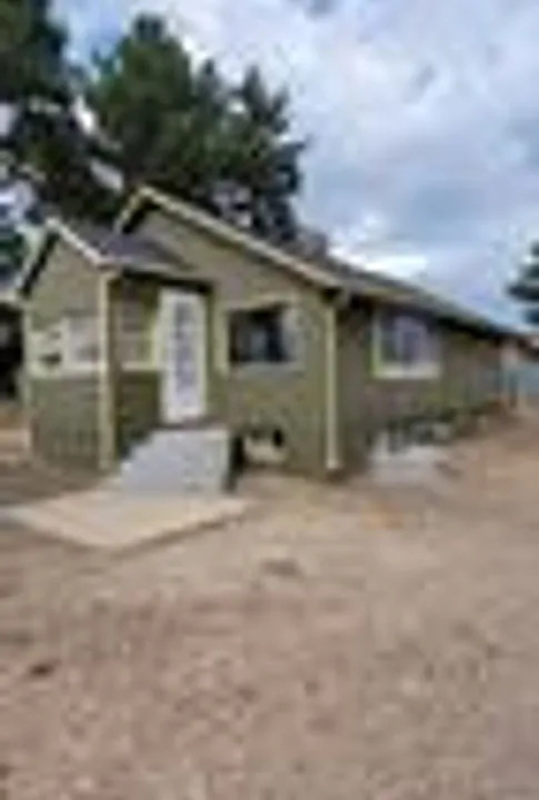 3220 47th Ave