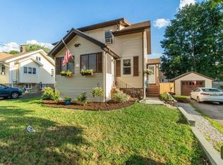 52 Sterling St, Braintree, MA 02184