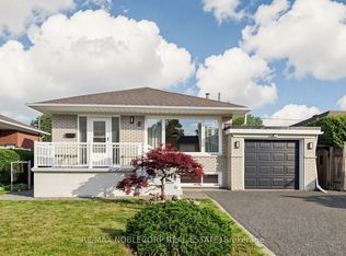 8 Summerfield Cres, Toronto, ON M9C3X3