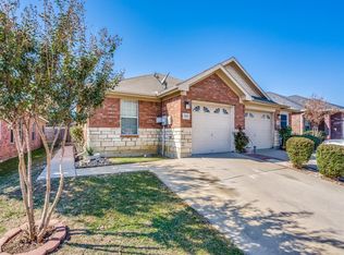 929 Walnut St, Burleson, TX 76028