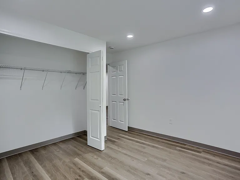 124 Kathleen Dr #7 — Photo 29