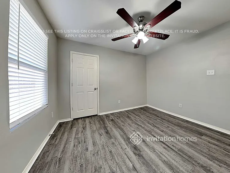 112 Abelia Dr — Photo 11
