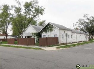 1132 8th St, Columbus, IN 47201