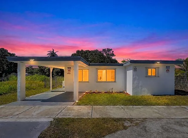 10235 SW 177th St — Photo 43