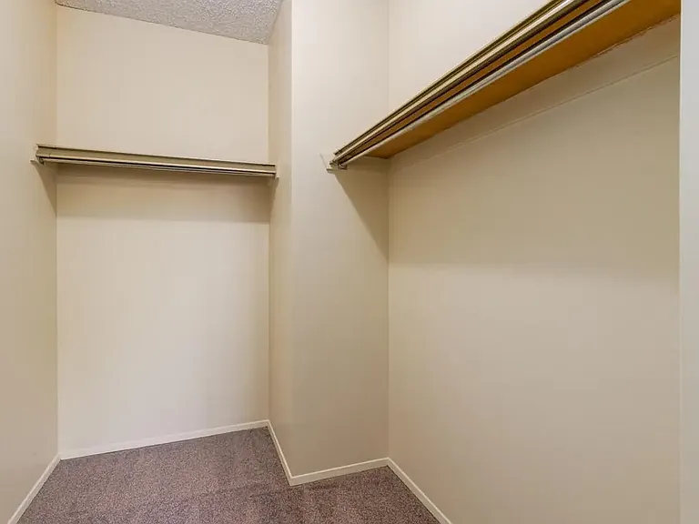 505 56th Ave SW #215 — Photo 33