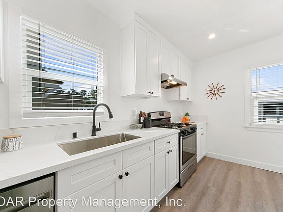 4th image of 54 Ximeno Ave #10981544