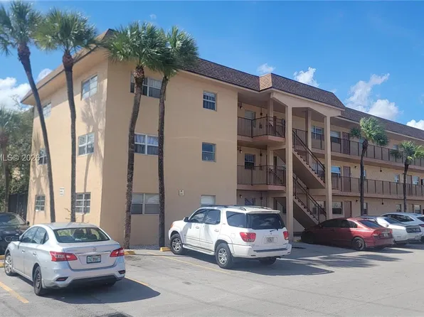 4101 NW 26th St APT 261, Lauderhill, FL 33313
