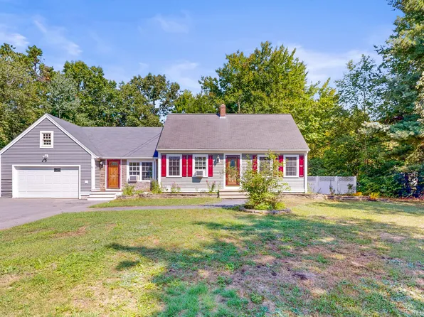 51 Sedgewood Drive, Kennebunk, ME 04043