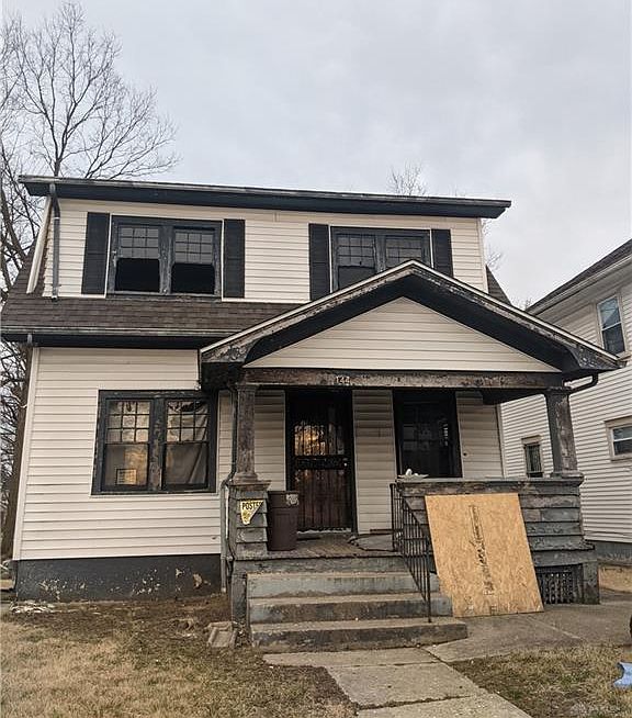 1st image of 144 Anna St